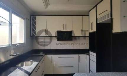 CASA EM CONDOMÍNIO PARA LOCAÇÃO NO GIARDINO CAMPOLIM - SOROCABA/SP