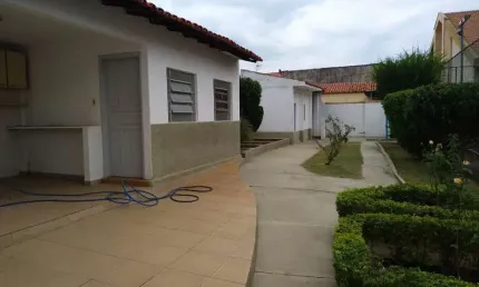 Casa com 4 quartos à venda na Vila Trujillo, Sorocaba 