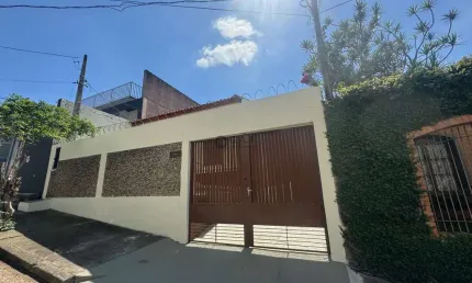 Casa com 3 quartos à venda na Vila Trujillo, Sorocaba 