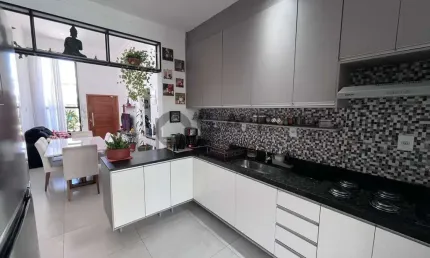CASA EM CONDOMÍNIO À VENDA NO RESIDENCIAL JARDIM - SOROCABA/SP