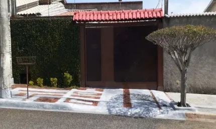 Casa com 2 quartos à venda no Wanel Ville, Sorocaba 
