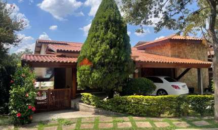 CASA EM CONDOMÍNIO À VENDA NO VILLAGE D AVIGNON - SOROCABA/SP