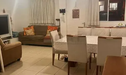 CASA EM CONDOMÍNIO À VENDA NO VILLAGE SALERMO - SOROCABA/SP