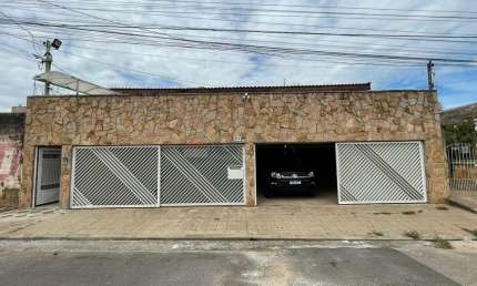Casa com 5 quartos à venda na Vila Barão, Sorocaba 
