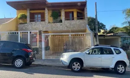 Casa com 4 quartos à venda na Vila Independência, Sorocaba 