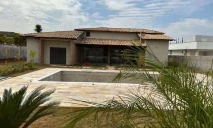 CASA EM CONDOMÍNIO À VENDA NO VILLAGE IPANEMA I  - SOROCABA/SP
