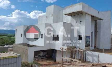 CASA EM CONDOMÍNIO À VENDA NO VILLAGE IPANEMA I - ARAÇOIABA DA SERRA/SP