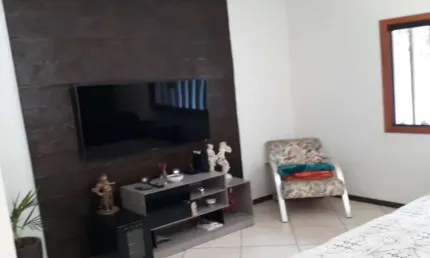 Casa com 4 quartos à venda na Vila Assis, Sorocaba 