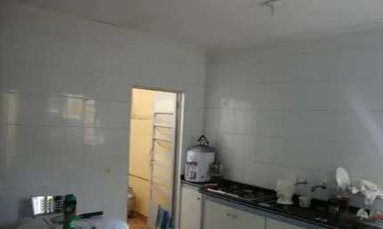 Casa com 3 quartos para alugar na Vila Trujillo, Sorocaba 