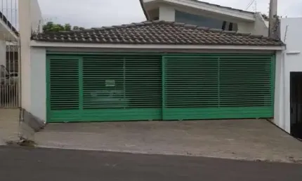 Casa com 3 quartos à venda na Vila Trujillo, Sorocaba 