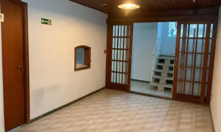 Casa com 4 quartos à venda na Vila Trujillo, Sorocaba 
