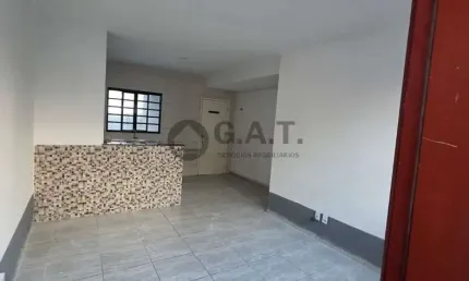 Casa com 2 quartos para alugar na Vila Esperança, Sorocaba 