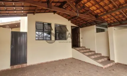 Casa com 3 quartos à venda no Jardim Guadalajara, Sorocaba 