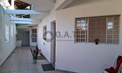 Casa com 3 quartos para alugar no Wanel Ville, Sorocaba 