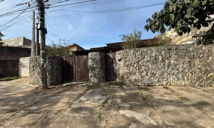 Imperdível: casa de 3 quartos, 1 suíte, 2 salas e 4 vagas na vila barão, sorocaba-sp, 300m² de área.