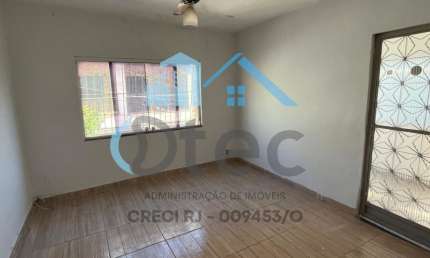 Casa com 2 quartos à venda na Rua Américo Diamantino Lópes, 72, Centro, Nilópolis