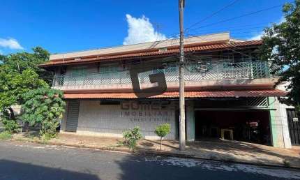 Casa à venda no bairro Vila Tibério - Ribeirão Preto/SP