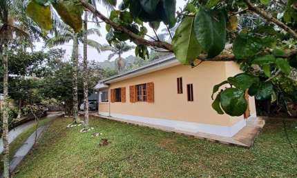 Casa com 2 quartos à venda no Meudon, Teresópolis , 100 m2 por R$ 690.000