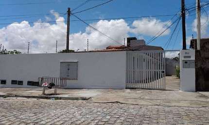 Casa com 2 quartos para alugar no Ponta Negra, Natal 