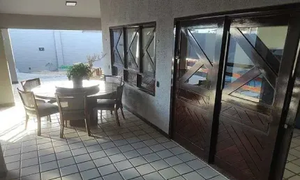 Casa com 4 quartos à venda no Candelária, Natal 