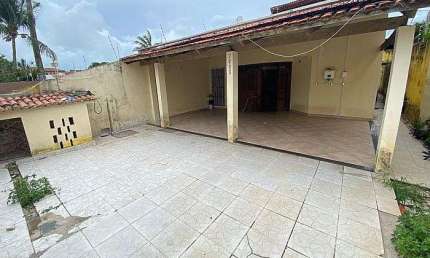 Casa com 5 quartos à venda no Lagoa Nova, Natal 