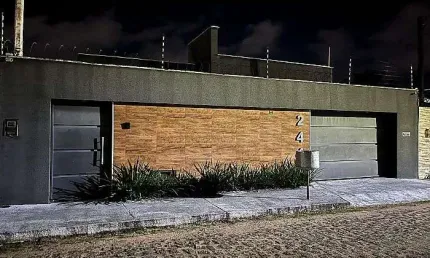 Casa com 3 quartos para alugar no Centro, Extremoz 