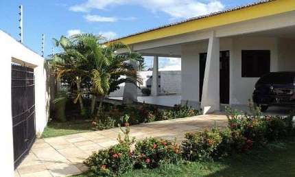 Casa com 3 quartos à venda no Candelária, Natal 