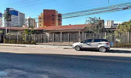 Casa com 4 quartos à venda no Candelária, Natal 