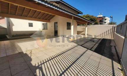 Casa com 4 quartos à venda na Rua Irineu Meirelles, Indaiá, Caraguatatuba