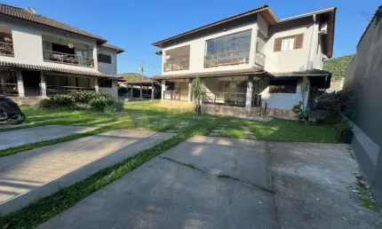 Apartamento para venda com 117 metros quadrados com 3 quartos em Cidade Jardim - Caraguatatuba - SP