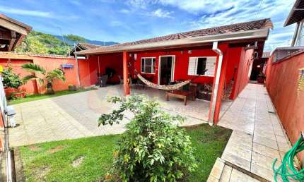 Casa com 3 quartos à venda na Rua Sete, 12, Capricórnio III, Caraguatatuba