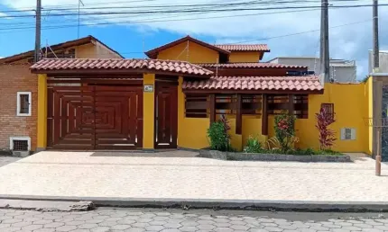 Casa com 4 quartos à venda na Avenida Duque de Caxias, 234, Jardim Nomar, Caraguatatuba