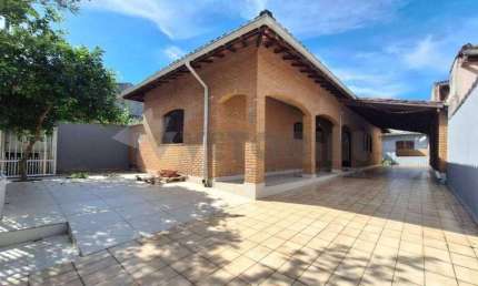 Casa com 3 quartos à venda na Avenida Guaporé, 12, Indaiá, Caraguatatuba