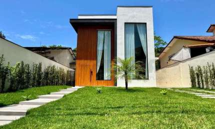 Casa com 3 quartos à venda na Rua das Arueiras, 12, Park Imperial, Caraguatatuba