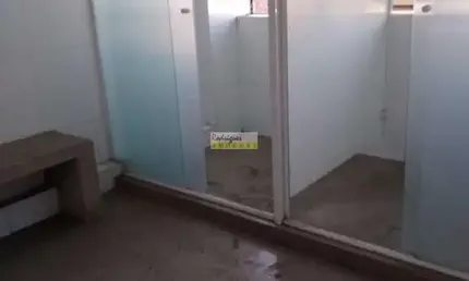 LOCAÇÃO- Salão com 330 metros na Antonio Emerick/SV