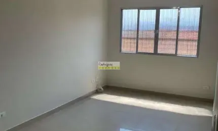 Apto reformado 2 dorms, garagem fechada  Bitaru, SV