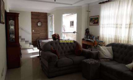 Sobrado de Condomínio com 3 dorms, Vila Valença, São Vicente - R$ 630.000,00, 180m² - Codigo: 2972
