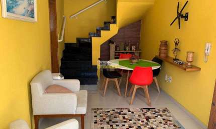 Sobrado de Condomínio com 3 dorms, Centro/SV - R$ 340 mil