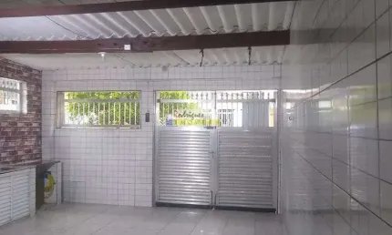 Casa térrea 2 quartos+ edícula, Naútica, SV - R$ 355 mil