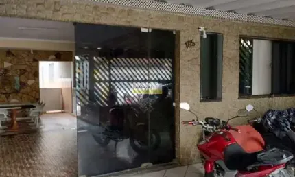 Sobrado com 3 quartos + 2 edículas  Jd Independência, SV