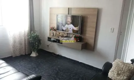 Amplo apartamento com 2 dorms, na travessa da Guarany