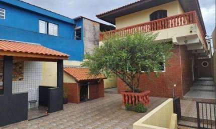 Sobrado à venda, 400 m² por R$ 689.000,00 - Cidade Soberana - Guarulhos/SP