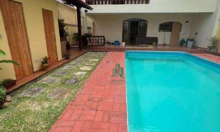 Sobrado com 3 dormitórios à venda, 440 m² por R$ 1.500.000,00 - Vila Milton - Guarulhos/SP