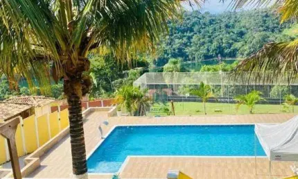 Chácara com 3 dormitórios à venda, 2000 m² por R$ 1.300.000,00 - Igaratá - Igaratá/SP