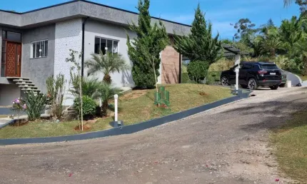 Casa com 4 dormitórios à venda, 250 m² por R$ 800.000,00 - Ipelândia - Suzano/SP