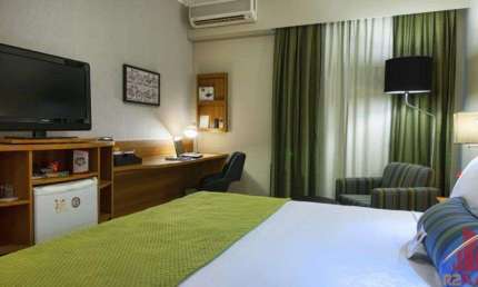 Flat com 1 quarto para alugar na Avenida Sabiá, 825, Moema, São Paulo