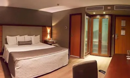 Flat com 1 quarto para alugar na Avenida Ibirapuera, 2907, Moema, São Paulo