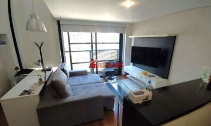 Apartamento Duplex com ótimo preço no bairro Vila Olímpia. Confira!