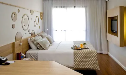 Flat com 1 quarto para alugar na Rua Padre João Manuel, 202, Jardins, São Paulo