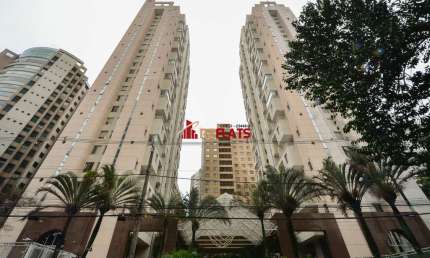 Flat com 2 quartos para alugar na Alameda dos Jurupis, 801, Moema, São Paulo